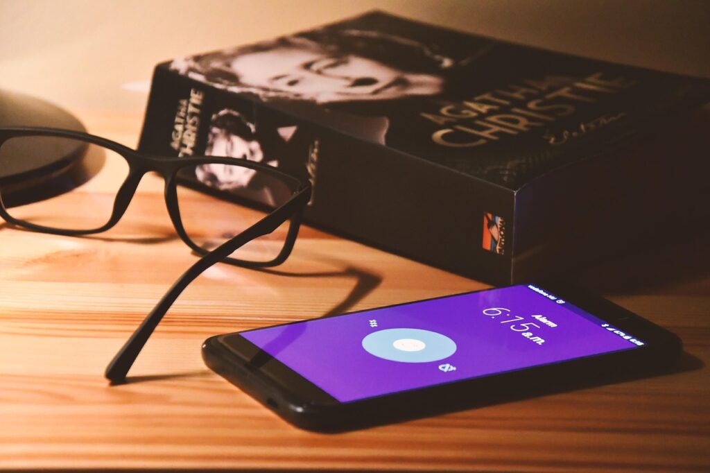 La musica per dormire: quali sono le frequenze che conciliano davvero il sonno?