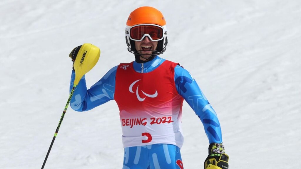 Atleti paralimpici Giacomo Bertagnolli e Giuliana Turra genitori: chi sono Padre: N/D (ha trasmesso passione per lo sci). Madre: N/D