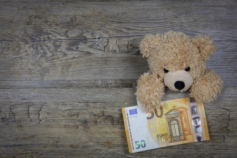 Donazione ai figli: ecco il limite massimo prima che il Fisco intervenga