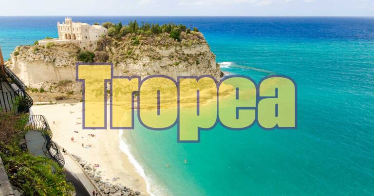 Spiaggia di Tropea: come vivere le calette intorno alla città evitando la folla