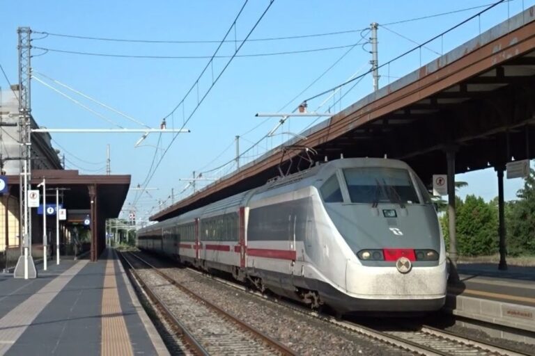 Treni notturni in Italia tornano di moda nel 2026: le tratte più richieste